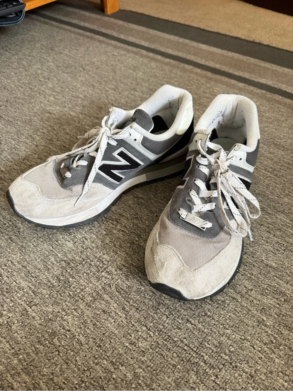 New Balance Tennis Shoes
